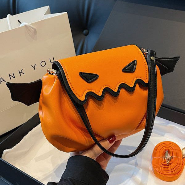 Crossbody-Tasche – Kreatives Kürbis-Design mit Flügeln