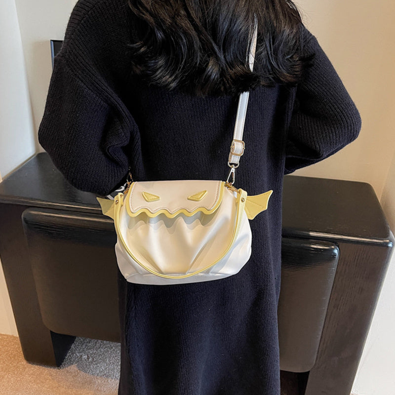 Crossbody-Tasche – Kreatives Kürbis-Design mit Flügeln